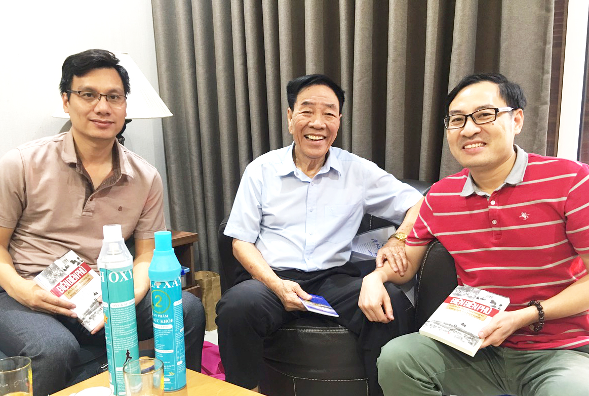 BLĐ Mcc Group làm việc với bác Mai Trọng Tuấn - Nhà sáng lập thương hiệu Oxy Lá Xanh